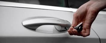 We are the automotive locksmith america trusts! Unlock Your Door With A Mercedes Benz Blade Key Fletcher Jones Motorcars