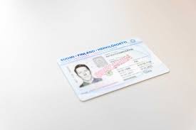 Ferdig utfylt søknad vedlagt bilde og kopi av norsk autorisasjonsbevis sendes: Apply For An Identity Card Police
