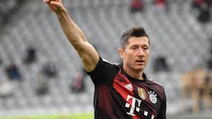 Gerd müller scored west germany's winner in the 1974 world cup final against the netherlands. Robert Lewandowski Equals Gerd Muller S 40 Goal Record With Strike Against Sc Freiburg Eurosport