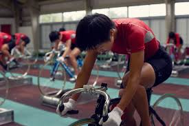 Chris hoy grew up in the suburb of murrayfield, edinburgh, and was privately educated at george watson's college, followed by two years at the university of st andrews studying mathematics and physics until 1996. Inside The Wild World Of Keirin Japan S Brake Free Bicycle Racing Wired