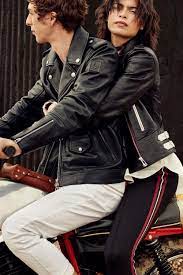 Belstaff Spring 2018 Menswear Fashion Show Menswear Vogue Men Womens Casual Outfits