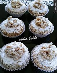 Mes Castels Au Caramel La Cuisine De Nadia Bakhi Desserts Caramel Arabic Sweets
