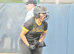 Pochie makes switch at plate for the Vikings