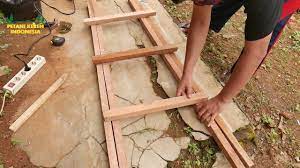 Sejak dulu, material kayu sudah sering digunakan untuk membuat tangga tradisional. Membuat Tangga Lipat Dengan Kayu Petanikerenindonesia Youtube