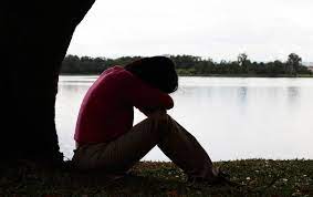 .الوحدة ، حيث يروى قصة رجل يعاني من العزلة و صعوبة التواصل مع الاخرين في منتصف يجعلنا هذا الفيلم نشعر بمعاناة هذا الرجل من الوحدة والعزلة. Ø§Ù„ÙˆØ­Ø¯Ø© ÙˆØ§Ù„Ø¹Ø²Ù„Ø© Ø§Ù„Ø§Ø¬ØªÙ…Ø§Ø¹ÙŠØ© Ø§Ù„Ù‚Ø§ØªÙ„ÙˆÙ† Ø§Ù„Ø¬Ø¯Ø¯ Ù„Ù„Ø¹ Ù„Ù…