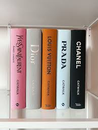 Ultimate Fashion Coffee Table Book Collection Ashleylarea Nel 2020 Style Dallas Blogger