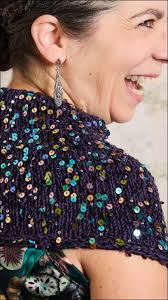 Clue 3 of hooded scarf done!