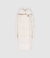 Visit our sale and save up to 50% on your favourite pieces. Women S Sale Up To 50 Off Clothing Reiss Online Sale