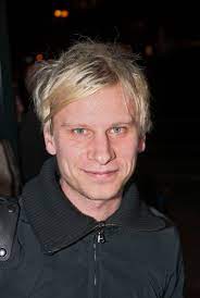 Robert stadlober (born 3 august 1982) is an austrian actor and musician. Robert Stadlober Wikipedia