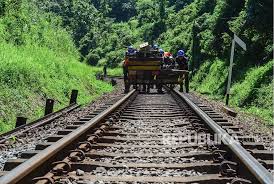 Harga tiket kereta api lodaya solo bandung. Kereta Api Lodaya Solo Balapan Bandung Anjlok Di Nagreg