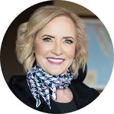 Rochelle Bartholomew's Instagram, Twitter & Facebook