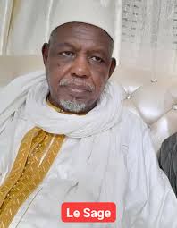 Nul n'est parfait,mais celui qui écoute ses détracteurs et utilise les  critiques à son égard pour corriger ses erreurs,on appelle celui-là un #Ami  de #Dieu. #Mohamoud_Dicko n'est pas ce Karamoko là qui