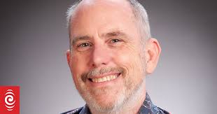 Desire, Homosociality, and Brotherhood in the Medieval Empire