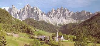 Consulat d'autriche à gênes, italie. Les Alpes Italiennes
