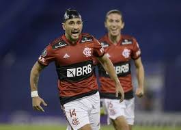 Após vitória sobre o fluminense na semifinal da taça guanabara, técnico havia prometido evolução no duelo em brasília. Em Belo Jogo Flamengo Vence O Velez Por 3 A 2 Na Argentina