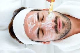 Kami tidak memberi pelayanan kesehatan berupa diagnosis atau perawatan, tapi memangnya boleh cuci muka pakai sabun mandi? Pentingkah Rawatan Muka Untuk Lelaki Hello Doktor