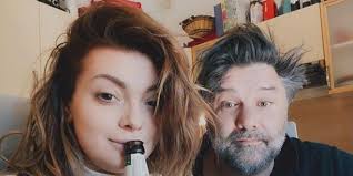 Charles tuži Ellu zbog kuće u Balama