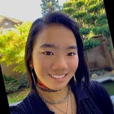 Kathryn Bergin's Instagram, Twitter & Facebook