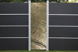 Moderner Sichtschutz Aus Hpl Mit Steinfurnier Element Sichtschutzzaun Steinfurnier Garten