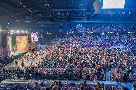 Soprana britanică sarah brightman va concerta la cluj napoca anul viitor, pe 22 octombrie, la sala polivalentă. Mii De Oameni PrezenÈ›i La Cluj La Cel Mai Mare Spectacol Din Istoria GÄƒÈ™tii Zurli Marea Dragoste