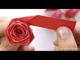 En función de lo grande que sea la espiral, más pétalos parecerá tener la flor. Como Hacer Rosas Con Una Tira De Papel Tipo Quilling Youtube