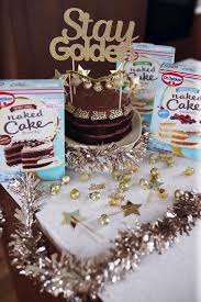 Weitere ideen zu kuchen und torten, kuchen und torten rezepte, kuchen rezepte. Kleine Torte Gross Gedacht Ein Goldener Dr Oetker Naked Cake Schoko Mit Diy Cake Topper