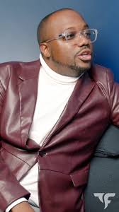 “It’s over a 400 billion dollar business.”, Nate Harding is the CEO and  Founder of LUUM Precision Lash. LUUM is introducing automation to the  beauty-services market, initially focusing