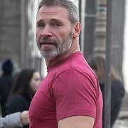 scammers with pictures of Jim Newman