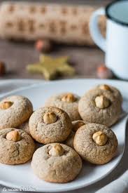Noisettins Bredele Aux Noisettes La Cuisine D Adeline Recette Recette Bredele Biscuit De Noel Recette Biscuit De Noel