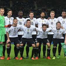 Deutschland und polen trennen sich 0:0. Bilder Das Ist Der Dfb Kader Fur Die Fussball Em 2016 Fussball Em
