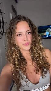 ava waters (@aava.waterss)