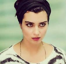 لا يحاربك ويحقد عليك إلا اللذي يعلم جيدا إنك انظف وافضل منه..  #في_القلب_أنتم #مع_خالص_الود_والتقدير #اهــــــــــواااك #انا  #اميــــــــرة