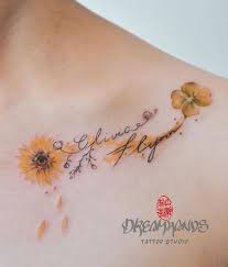 55 Shoulder Tattoo Designs You Want To Try Next Tattoos For Daughters Cool Shoulder Tattoos Tattoos For Kids