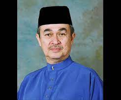 Abdullah ahmad badawi was handpicked to succeed malaysia's ruler of two decades, mahathir mohamad, when he stepped down in october 2003. Abdullah Ahmad Badawi Biography Facts Childhood Family Life Achievements Of Malaysian Prime Minister