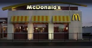 Mcdonald s deutschland a twitter cheeseburger zum fruhstuck mcmuffin bacon egg zum abendessen geht bei uns bereits seit 1 jahr in jedem restaurantderzukunft und ab heute neu im basicsallday sortiment der. Hot Trenz Mcdonalds Fruhstuck Uhrzeit Ab Wann