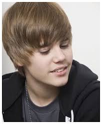 As he was growing up, however, justin moved on to more mature haircuts that added some depth and dimension to his persona. Singer Justin Bieber Haircut Hairstyle For Young Boys