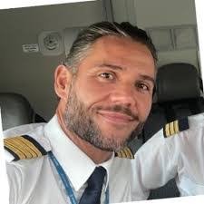 Derek Spicer's Instagram, Twitter & Facebook