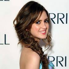 The royal treatment comes out january 20th on netflix! Laura Marano Sk Cz Facebook
