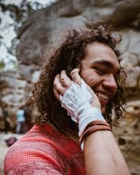 Asia Irons's Instagram, Twitter & Facebook