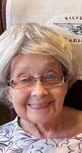 Melissa Millis's Instagram, Twitter & Facebook