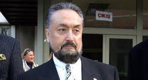 Son dakika haberine göre, adnan oktar organize suç örgütüne yönelik açılan 78'i tutuklu 236 sanıklı davada mahkeme kararını açıkladı. Adnan Oktar Better Known As Harun Yahya Detained In Turkey