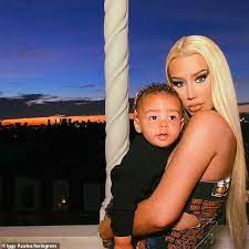 Iggy azalea has confirmed her son's name in onyx. Freedomroo Iggy Azalea Throws A Lavish First Birthday Party For Her Son Onyx Australiannewsreview