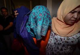 Polis kemudian menyoal siasat anggota keluarganya, termasuk menahan reman isteri dan dua anak tirinya. Kes Bunuh Ceo Cradle Fund Suami Isteri Direman Empat Hari Utusan Borneo Online
