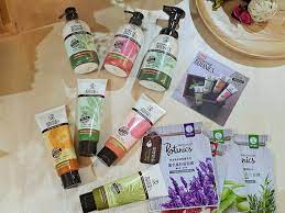 Inspired By Nature Mentholatum Unveils Botanics Range Of Face Wash And Face Masks Let S Roll With Carol