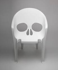 I Wish All Cheap White Plastic Chairs Looked This Cool Schadel Stuhl Design Plastikstuhle