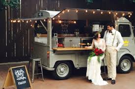 Cette liste est pour un ensemble de 50 jetons alimentaires personnalisés / coupons dans la carte kraft. Wedding 5 Reasons To Choose A Food Truck Coco Et Freddy