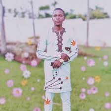Restez chez vous ne vous dispense a prendre du plaisir pendant cette fête qui s'annonce écoute un artiste du groupe #seldjam maroua titre , ramadan karim ,auteur réalisateur ,mohamed lamin. Abdou Poullo Cameroun Photos Facebook