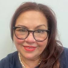 Eileen Thornton's Instagram, Twitter & Facebook