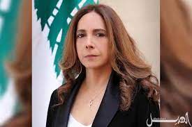 أثار تعيين زينة عكر وزيرة للدفاع فى حكومة لبنان الجديدة كثيرا من ردود الفعل خاصة أنها أول سيدة تتولى حقيبة الدفاع فى الوطن العربى. Ø§Ù„Ù‡Ø¯ÙŠÙ„ Ø§Ù„ÙˆØ²ÙŠØ±Ø© Ø²ÙŠÙ†Ø© Ø¹ÙƒØ± ÙˆØ²ÙŠØ±Ø© Ø¯ÙØ§Ø¹ ÙƒÙ„ Ù„Ø¨Ù†Ø§Ù†