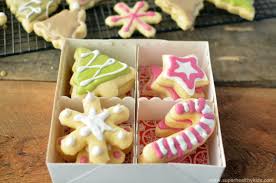 Draw paths on to the screen to guide the sugar into the cups that match the color of the sugar. Healthy Christmas Sugar Cookies With No Artificial Dyes Super Healthy Kids
